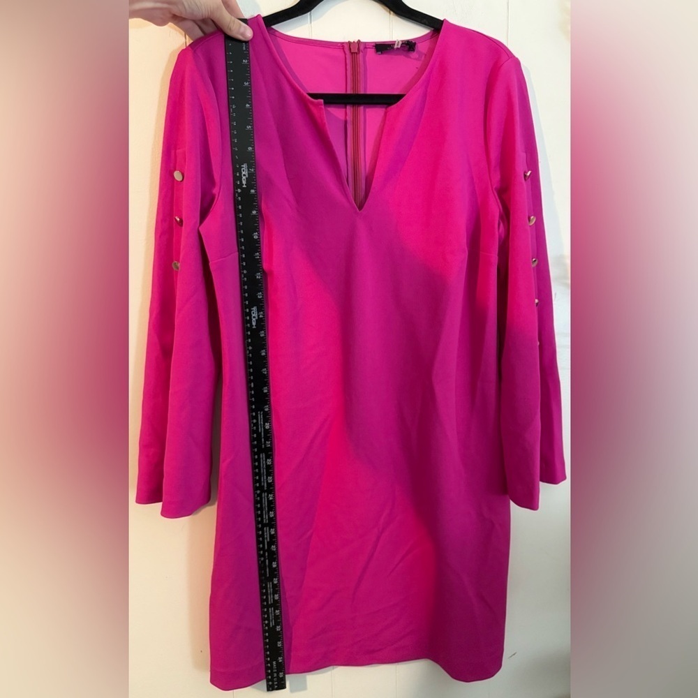 Trina Turk Hot Barbie Pink Long Statement Sleeve Split Neck Shift Dress 8 - Picture 10 of 11